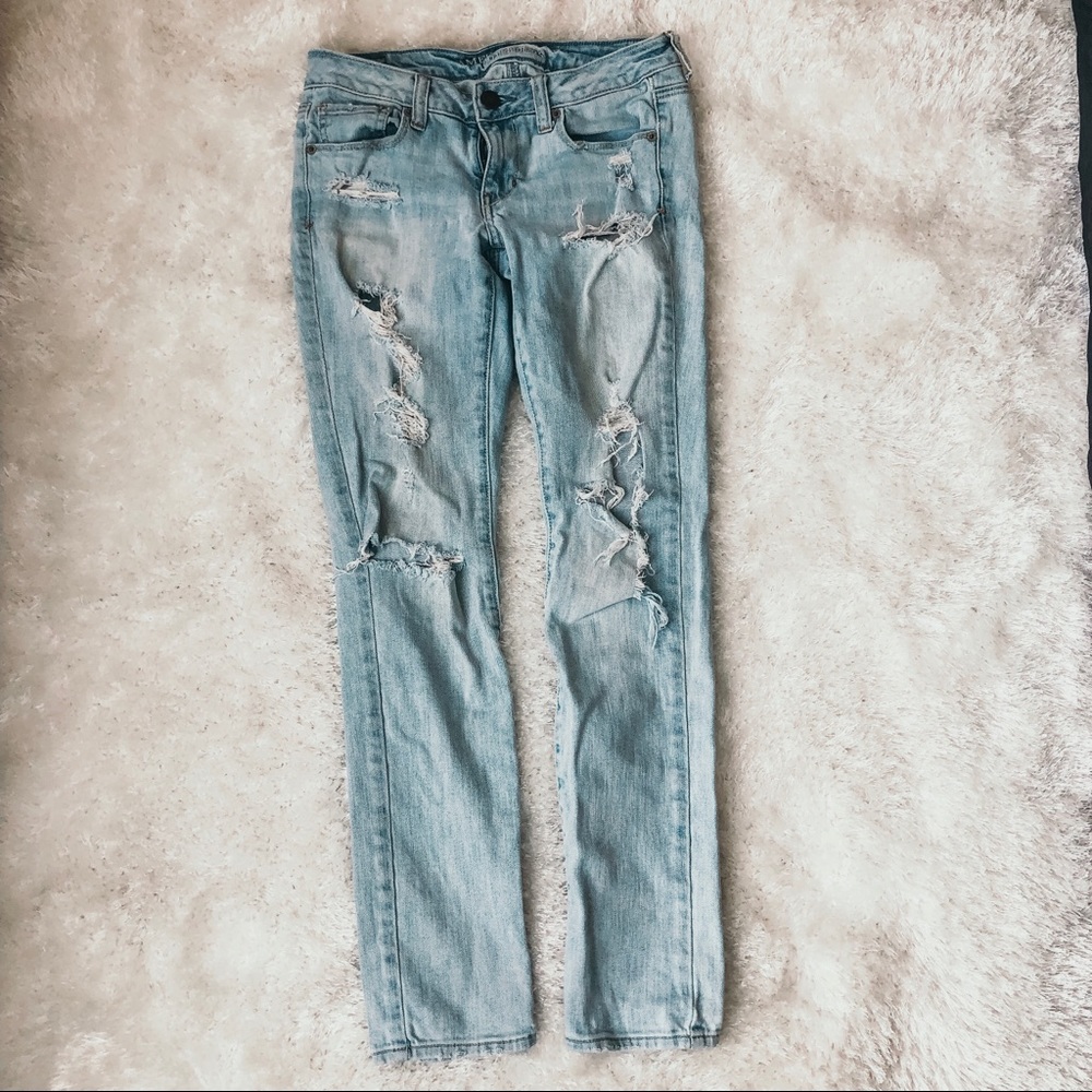 American Eagle Distressed Light Skinny Jeans Sz 2